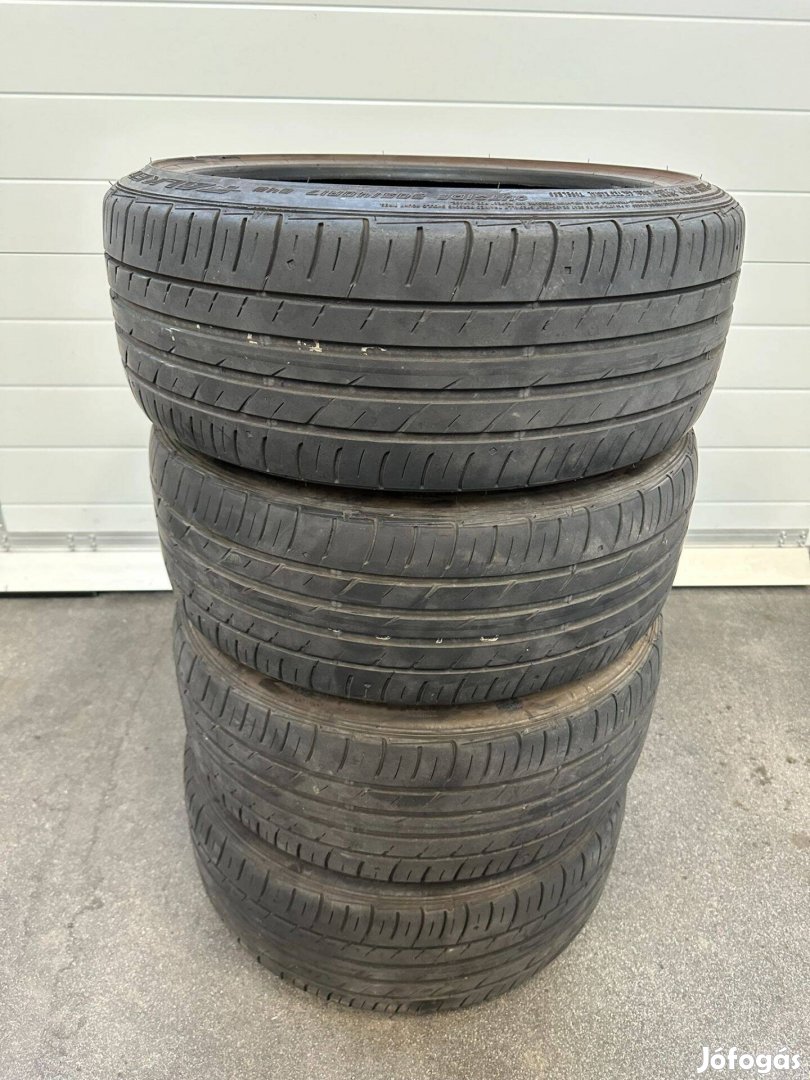 205/40R17 84W Falken nyári gumi [1db] peremvédővel